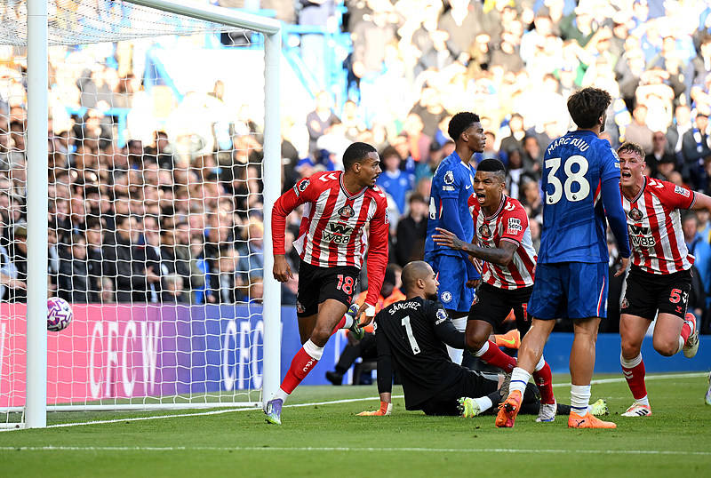 桑德兰2-1切尔西 塔勒比补时绝杀